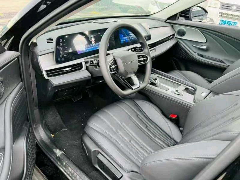 东莞25年奇瑞风云4