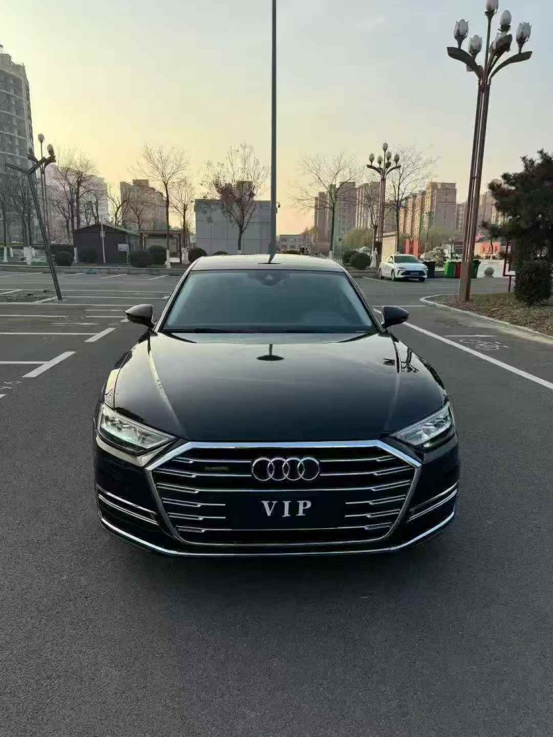 东营21年奥迪A8L1