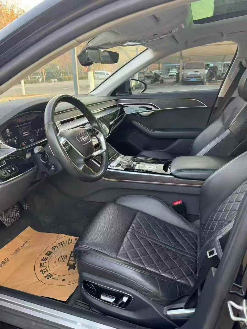 东营21年奥迪A8L5