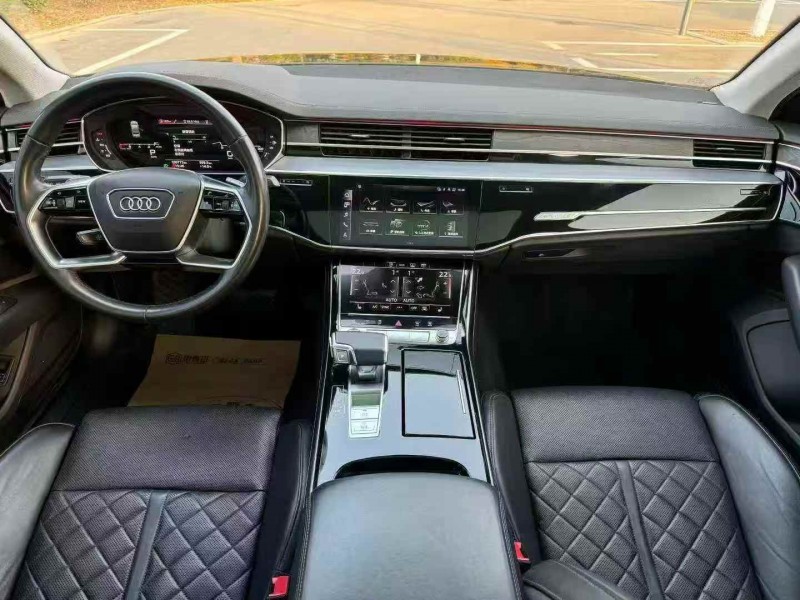 东营21年奥迪A8L6