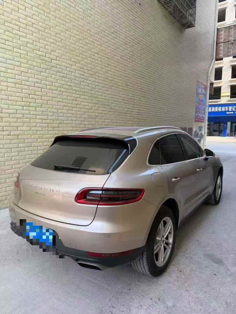 十堰15年保时捷Macan7