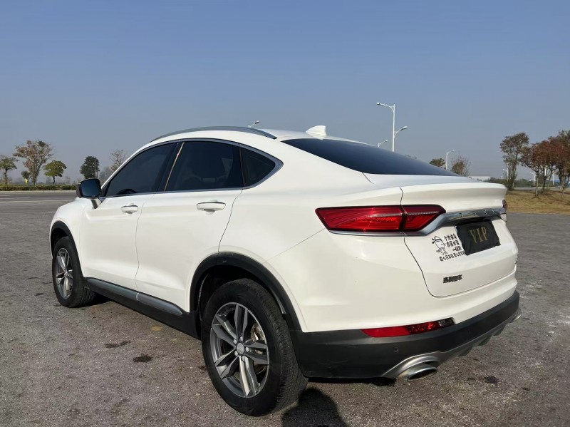 盐城20年吉利星越9