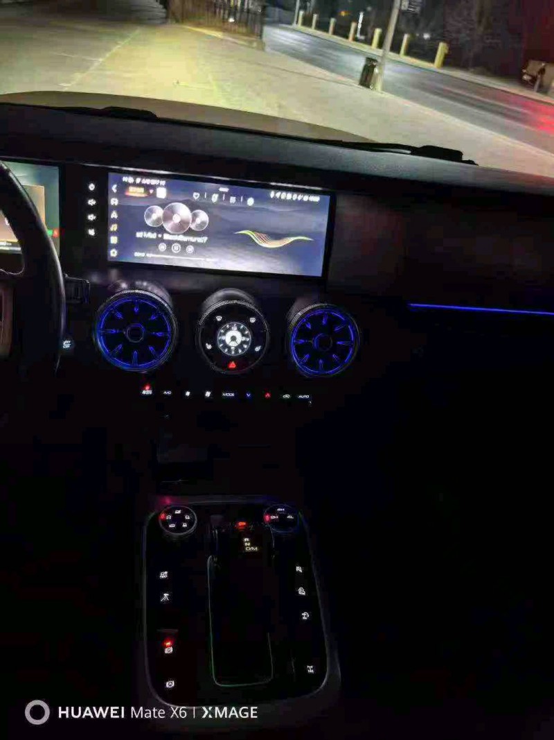 乌海23年长城汽车坦克8