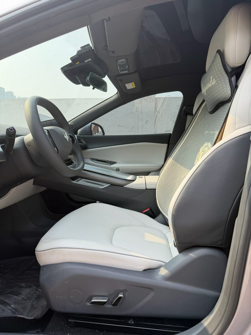 上饶25年极狐汽车阿尔法5