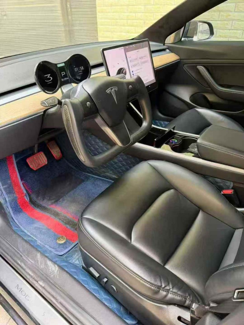 张家界21年特斯拉MODEL 34