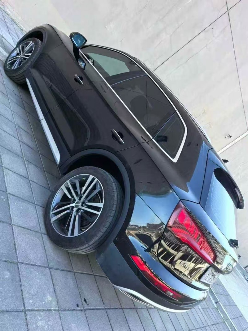 营口20年奥迪Q57