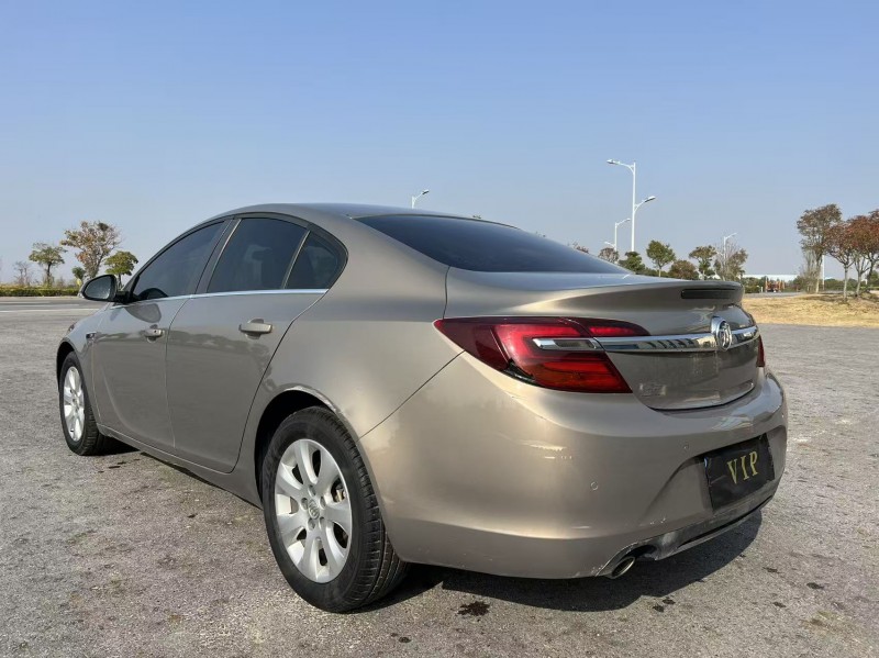 盐城17年别克君威9