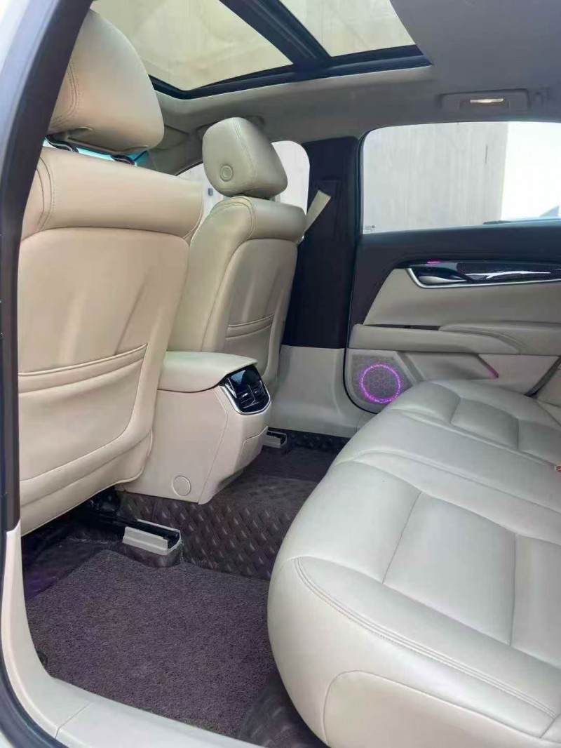 营口17年凯迪拉克XTS5