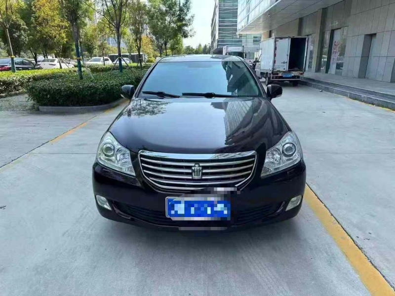 济宁11年丰田皇冠1