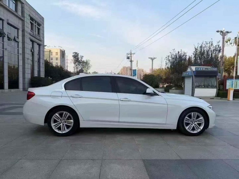 枣庄17年宝马3系8