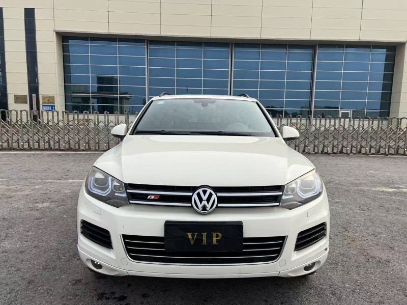 盐城11年大众途锐1