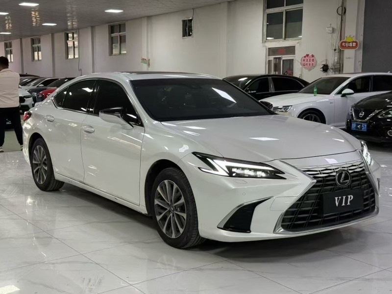 廊坊25年雷克萨斯ES3