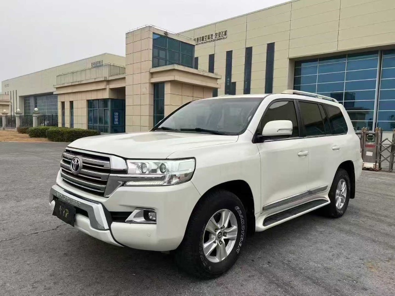 徐州18年丰田兰德酷路泽3