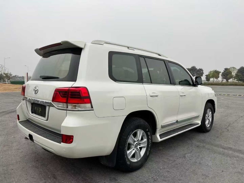 徐州18年丰田兰德酷路泽9