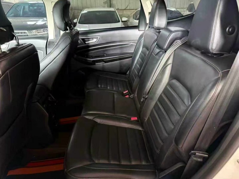 济宁19年福特锐界5