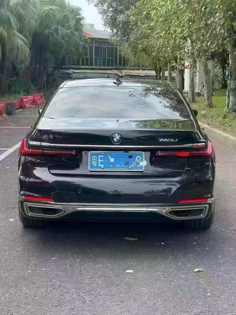 佛山21年宝马7系9