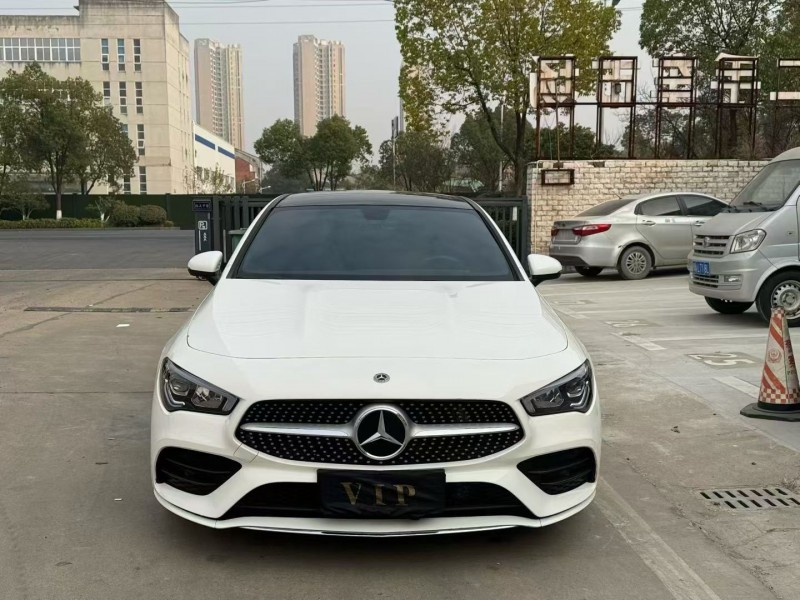 盐城22年奔驰CLA1