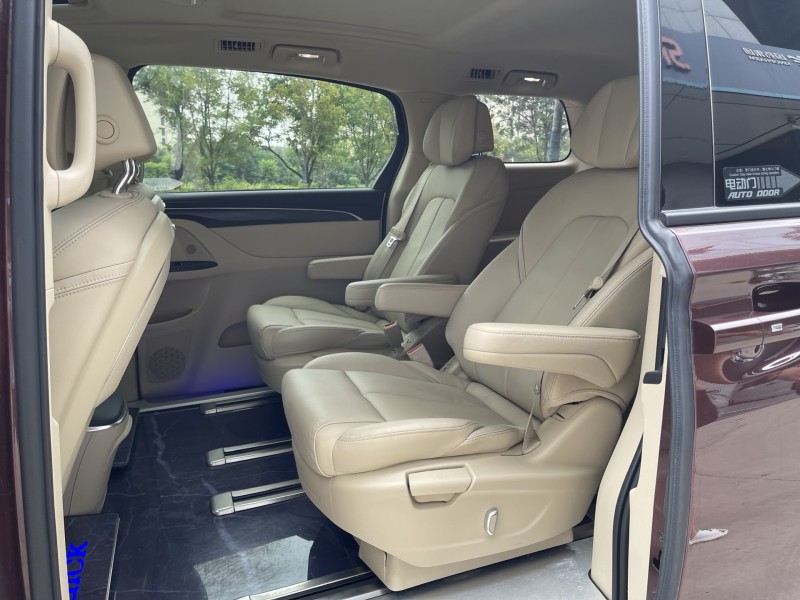 济宁23年别克GL85