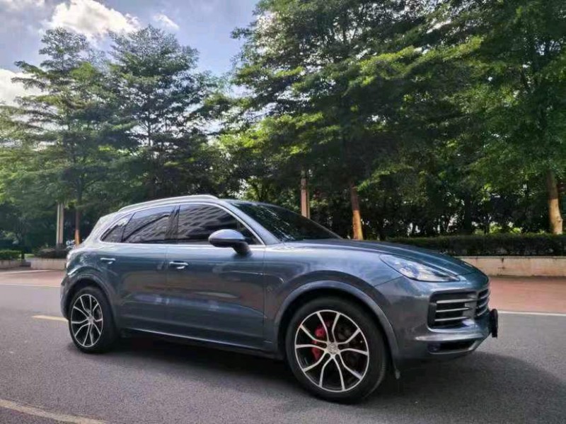 东莞18年保时捷卡宴3