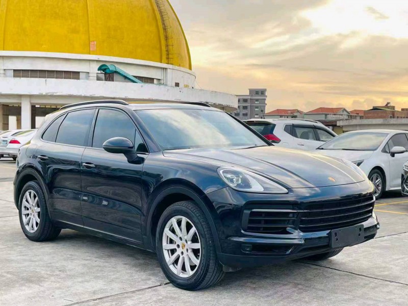 东莞19年保时捷卡宴3