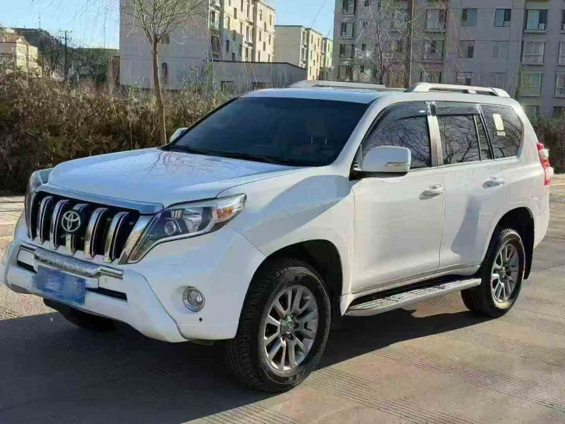 西安14年丰田普拉多3