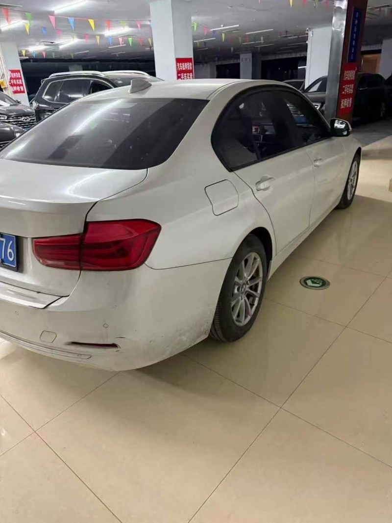 保定16年宝马3系8