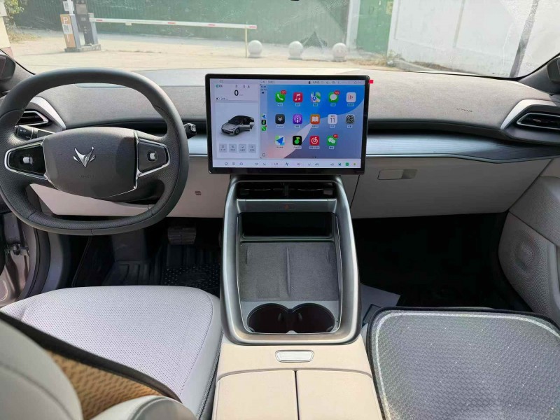 萍乡25年极狐汽车阿尔法4