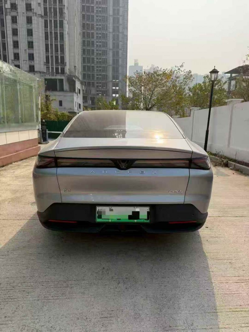 萍乡25年极狐汽车阿尔法9