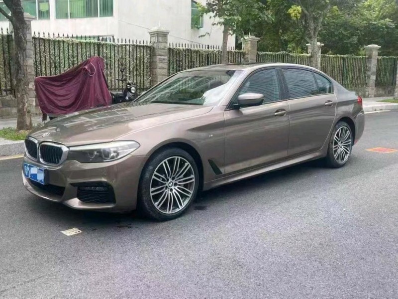 广州19年宝马5系3