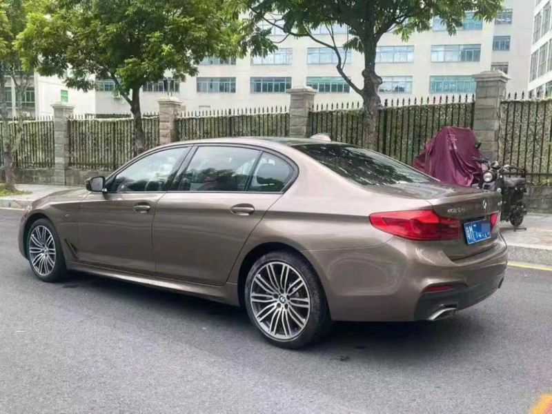 广州19年宝马5系11