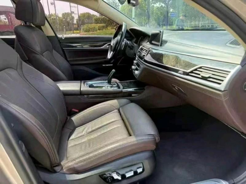 宜昌17年宝马7系9