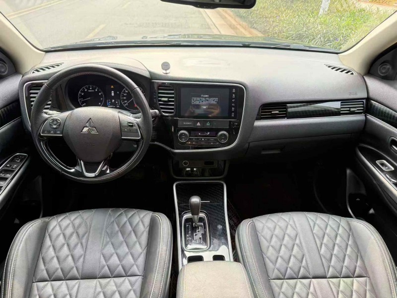 宁波22年三菱欧蓝德2