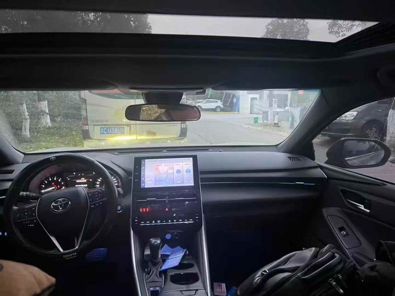 萍乡22年丰田亚洲龙8