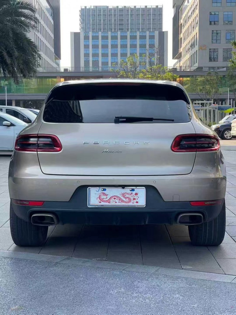 佛山16年保时捷Macan9