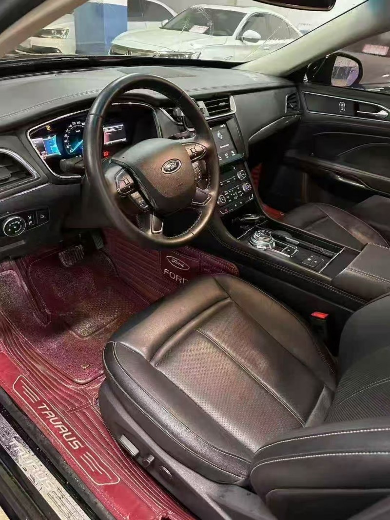 六盘水18年福特金牛座3