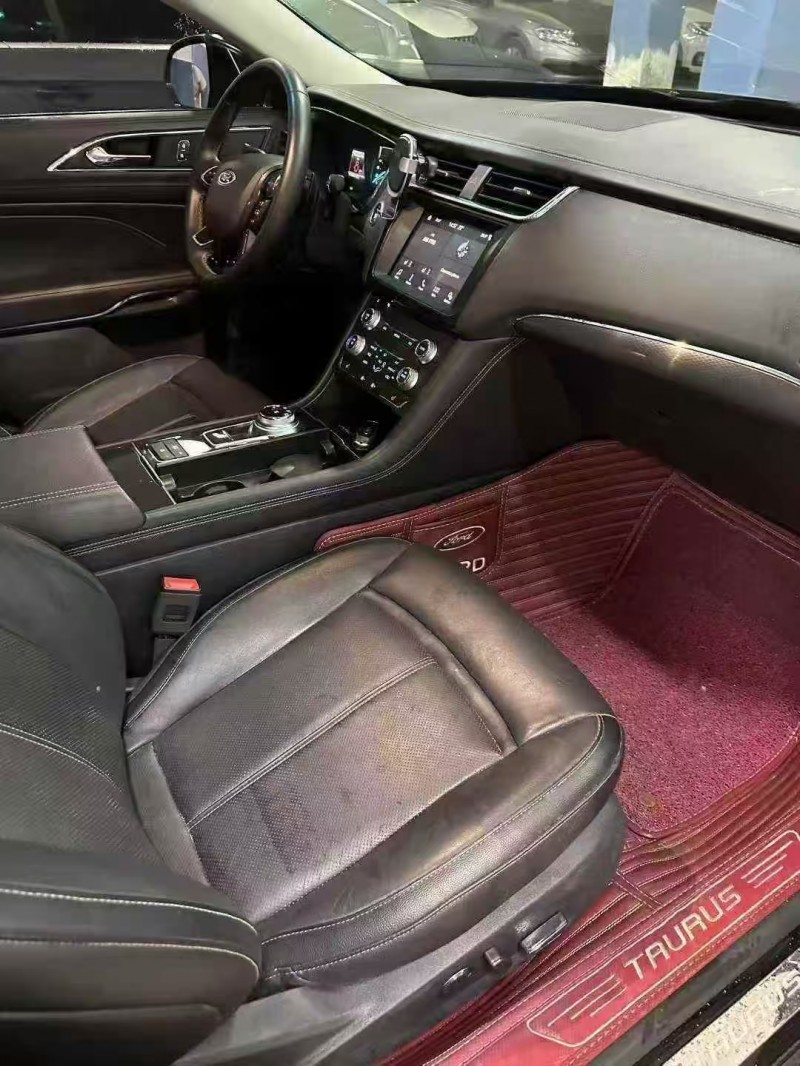 六盘水18年福特金牛座7