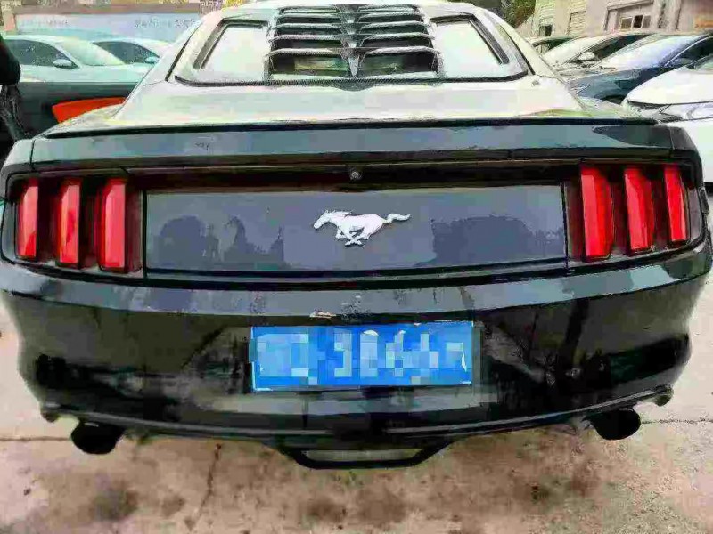武汉16年福特野马4