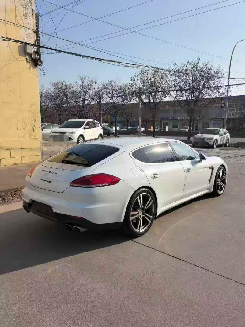 东营15年保时捷帕拉梅拉6