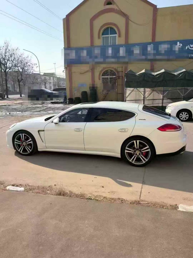 东营15年保时捷帕拉梅拉8