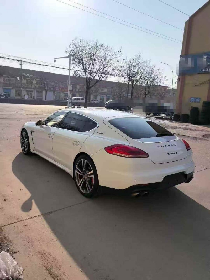 东营15年保时捷帕拉梅拉9