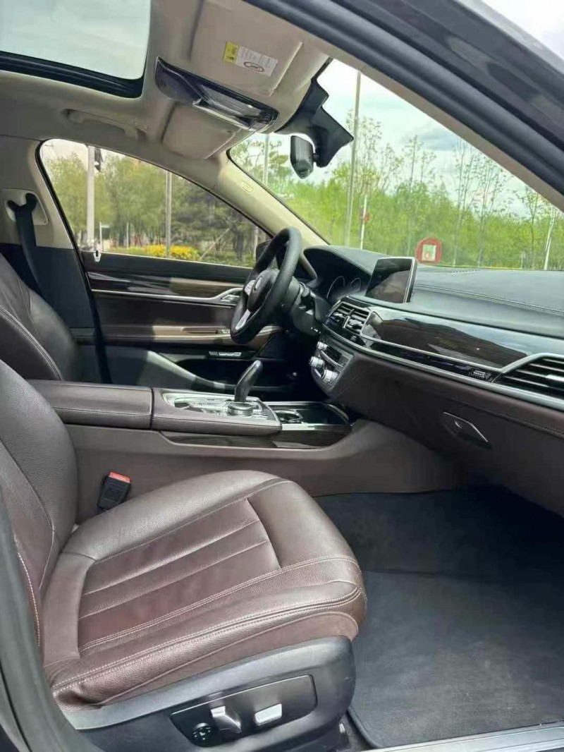 吉林17年宝马7系8