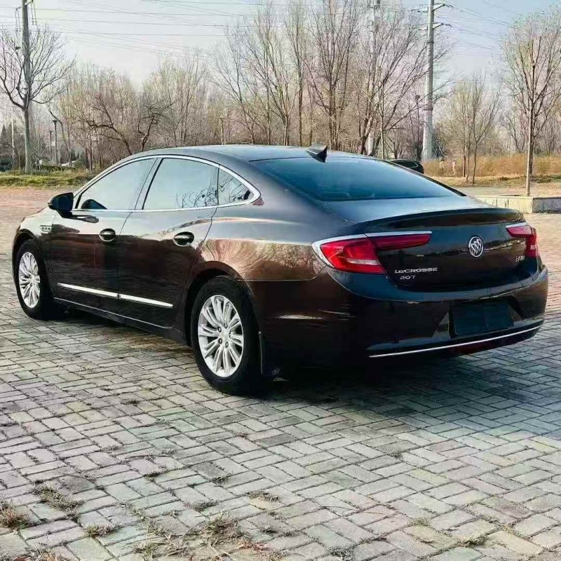 东营18年别克君越8