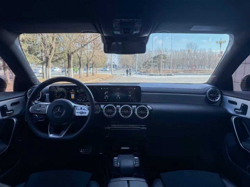 吉林23年奔驰CLA4