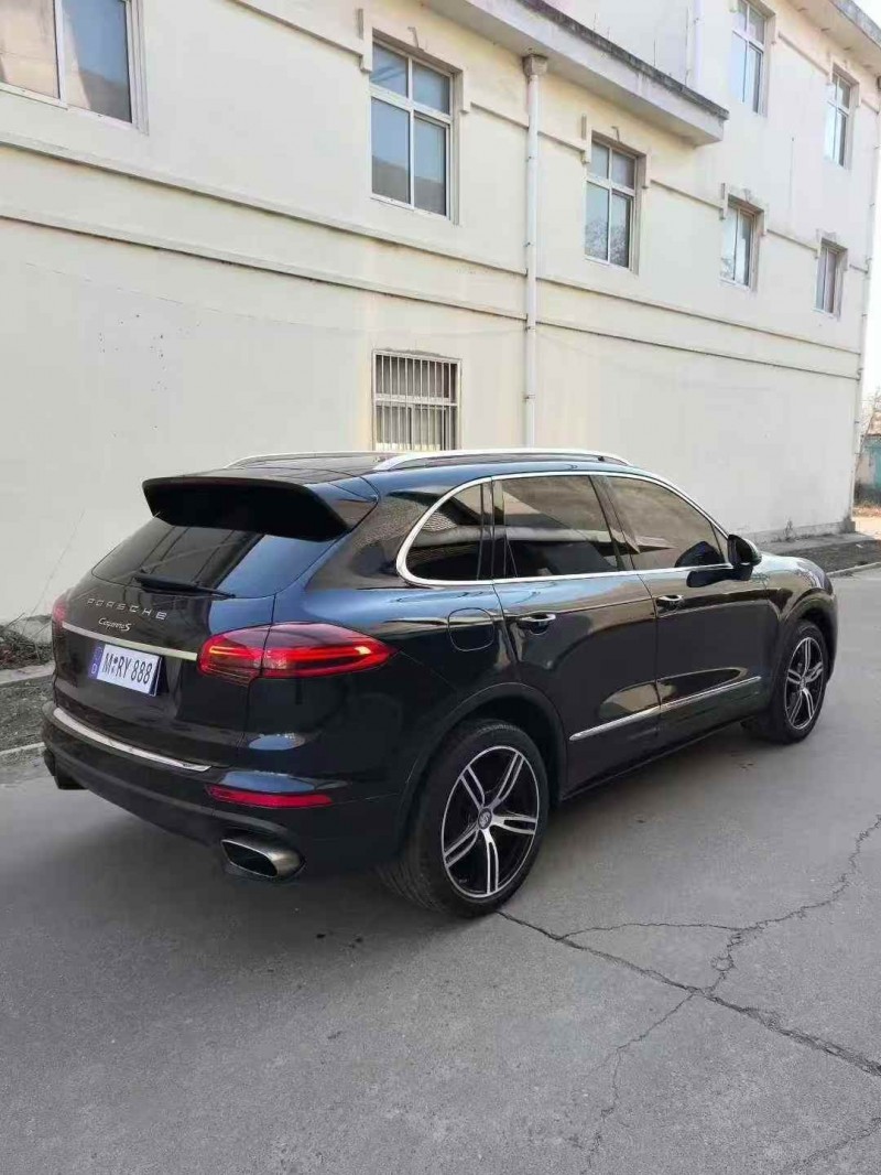 枣庄15年保时捷卡宴8