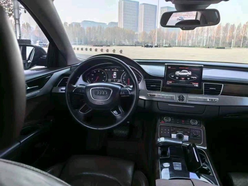 邯郸16年奥迪A8L3