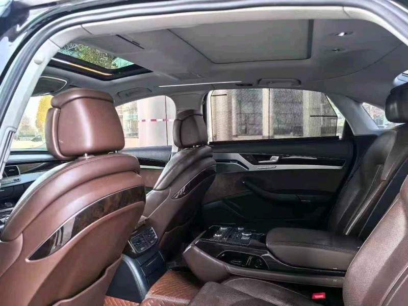 邯郸16年奥迪A8L5