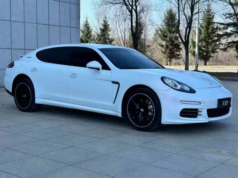 吉林14年保时捷帕拉梅拉2