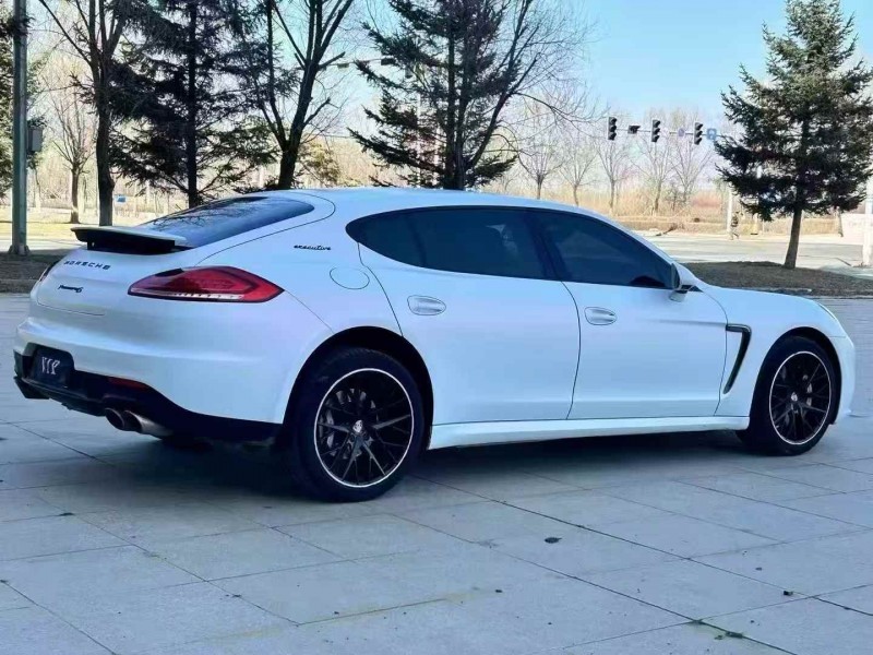 吉林14年保时捷帕拉梅拉3