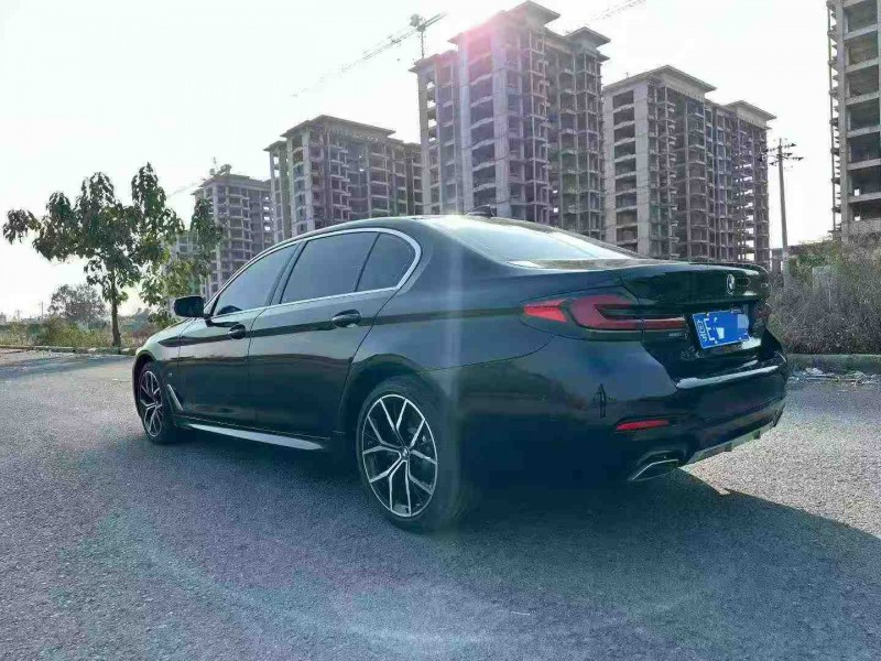 南宁22年宝马5系5