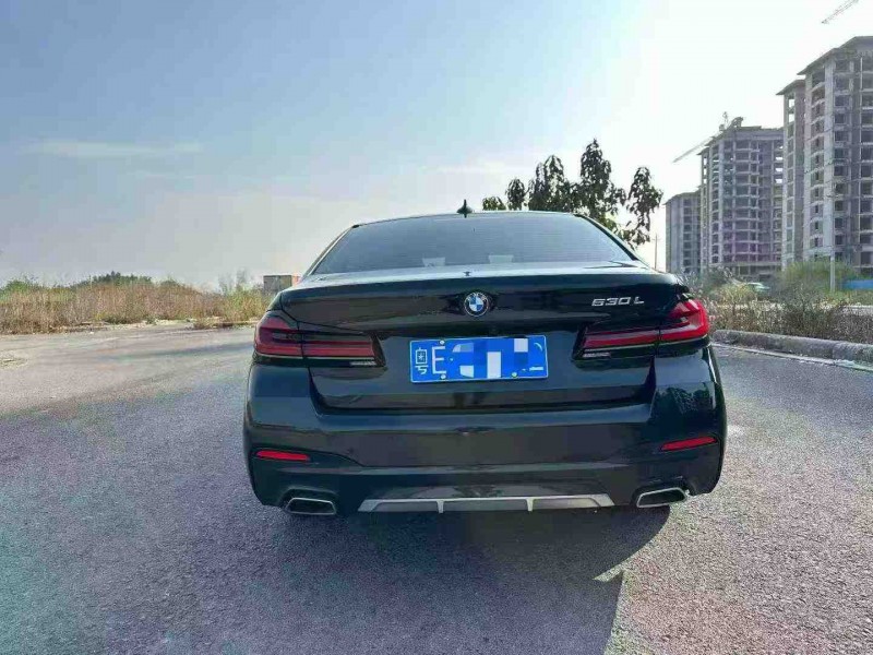 南宁22年宝马5系9